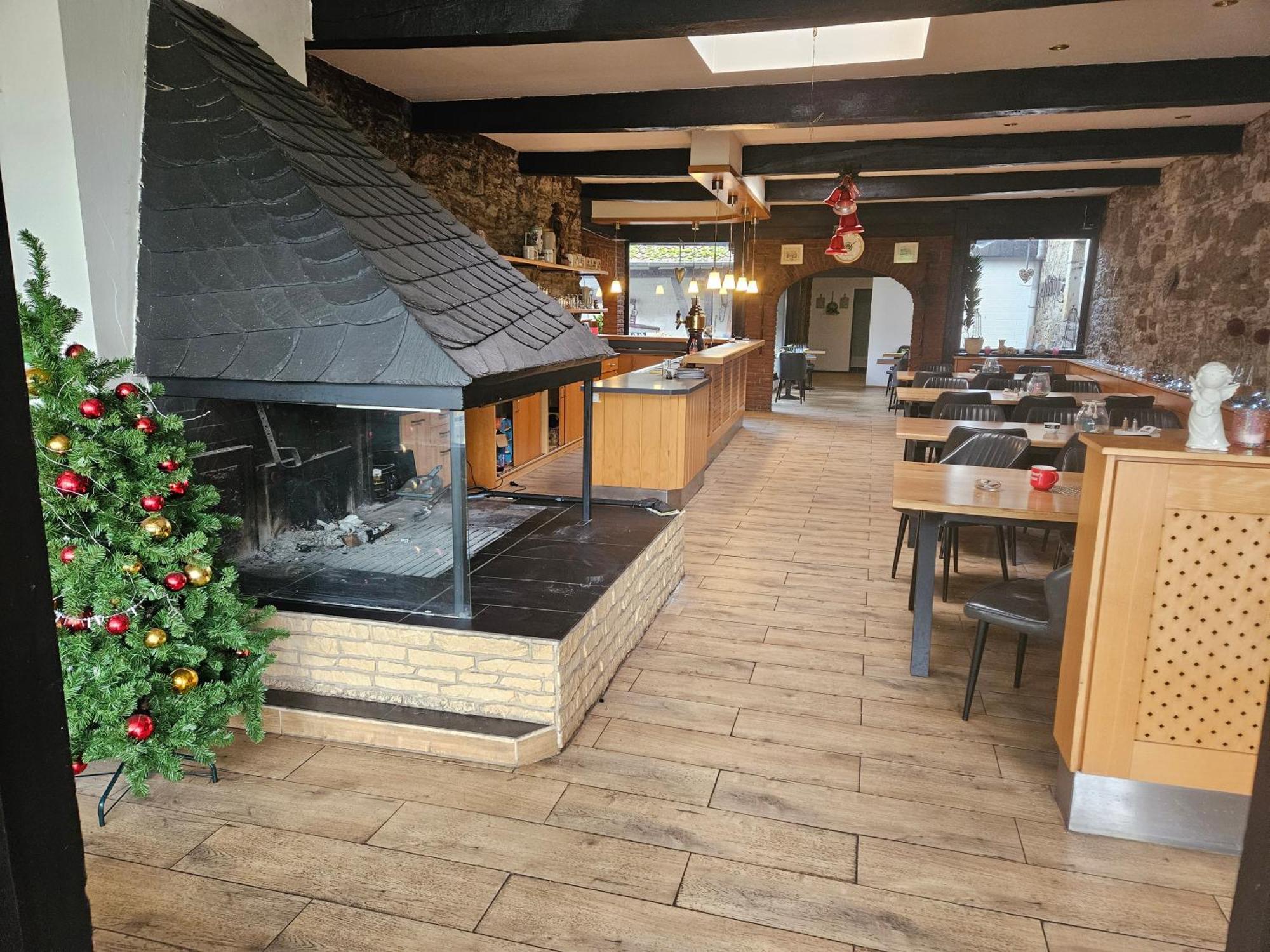 Hotel Zur Schmiede Heiningen Екстериор снимка